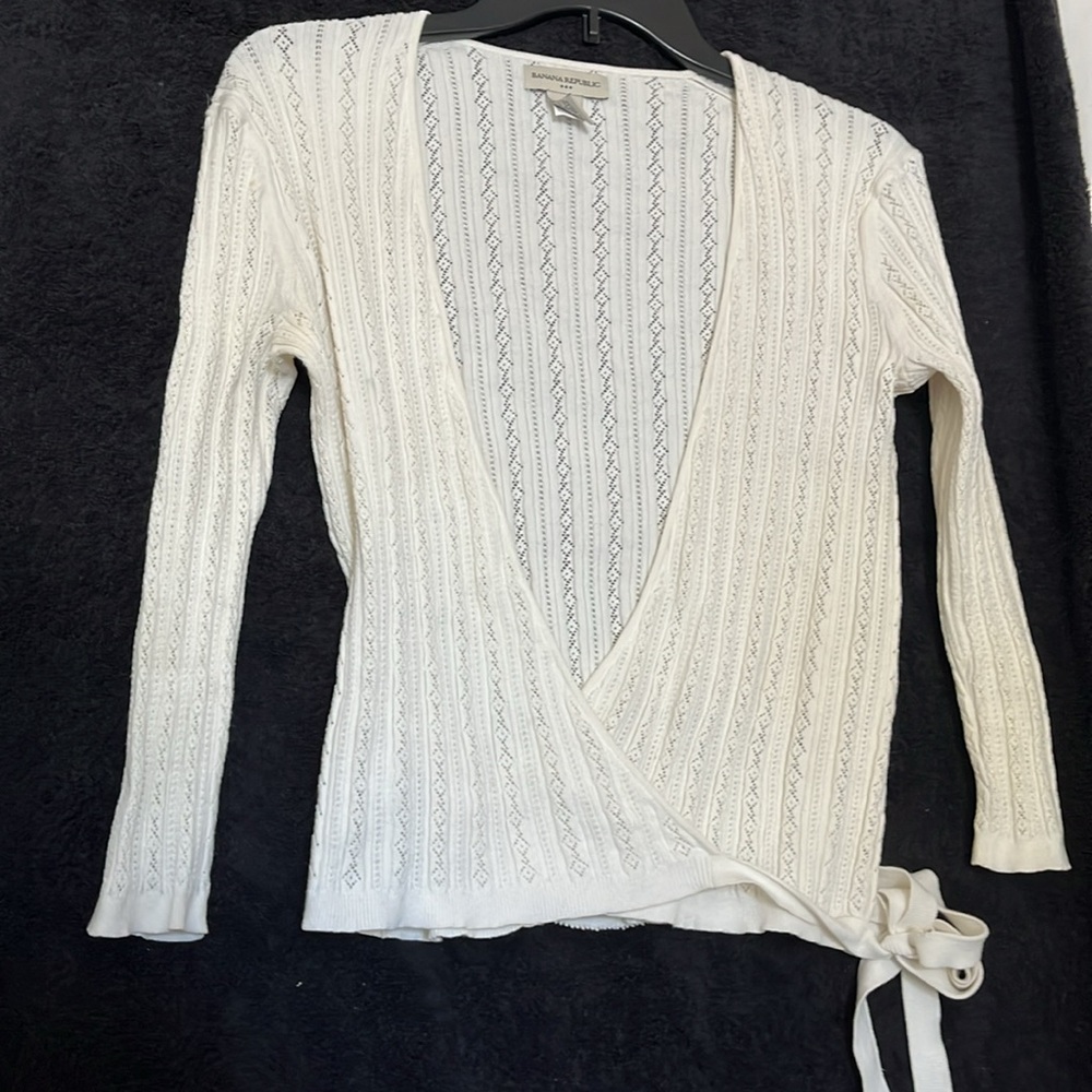 Banana Republic White V-Neck Wrap Knit Cardigan size M